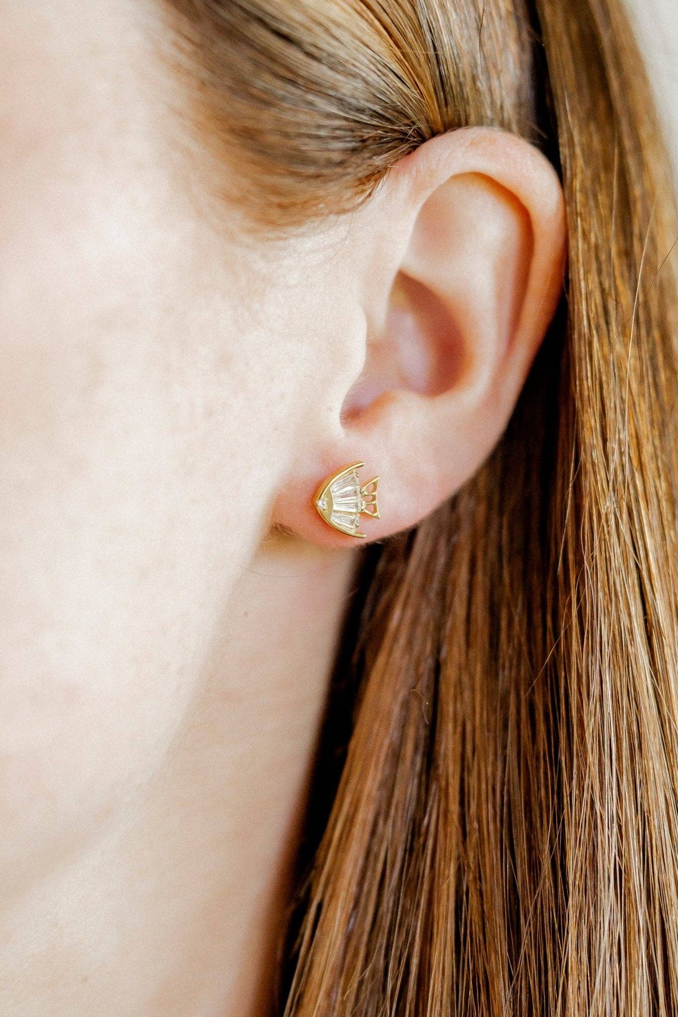 Screwback Stud Earrings - Cove Gold