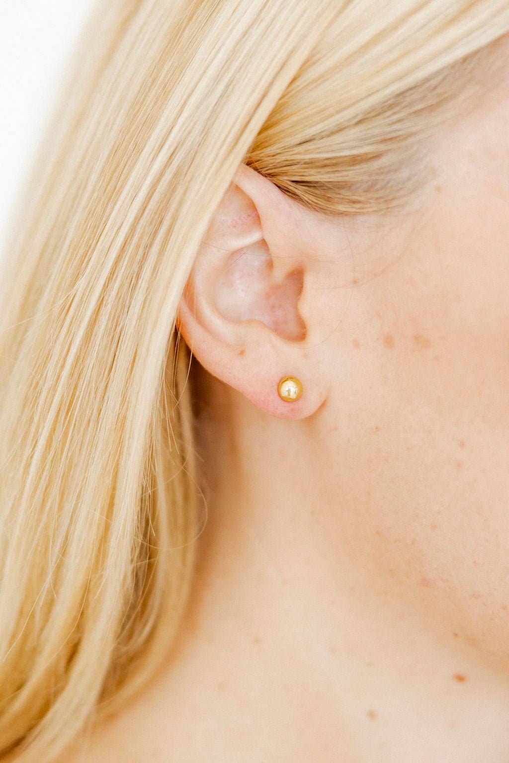 Screwback Stud Earrings - Vera Round 6mm