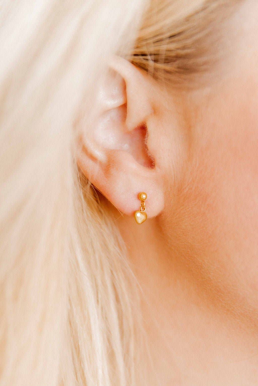 Screwback Stud Earrings - Millie Heart Gold