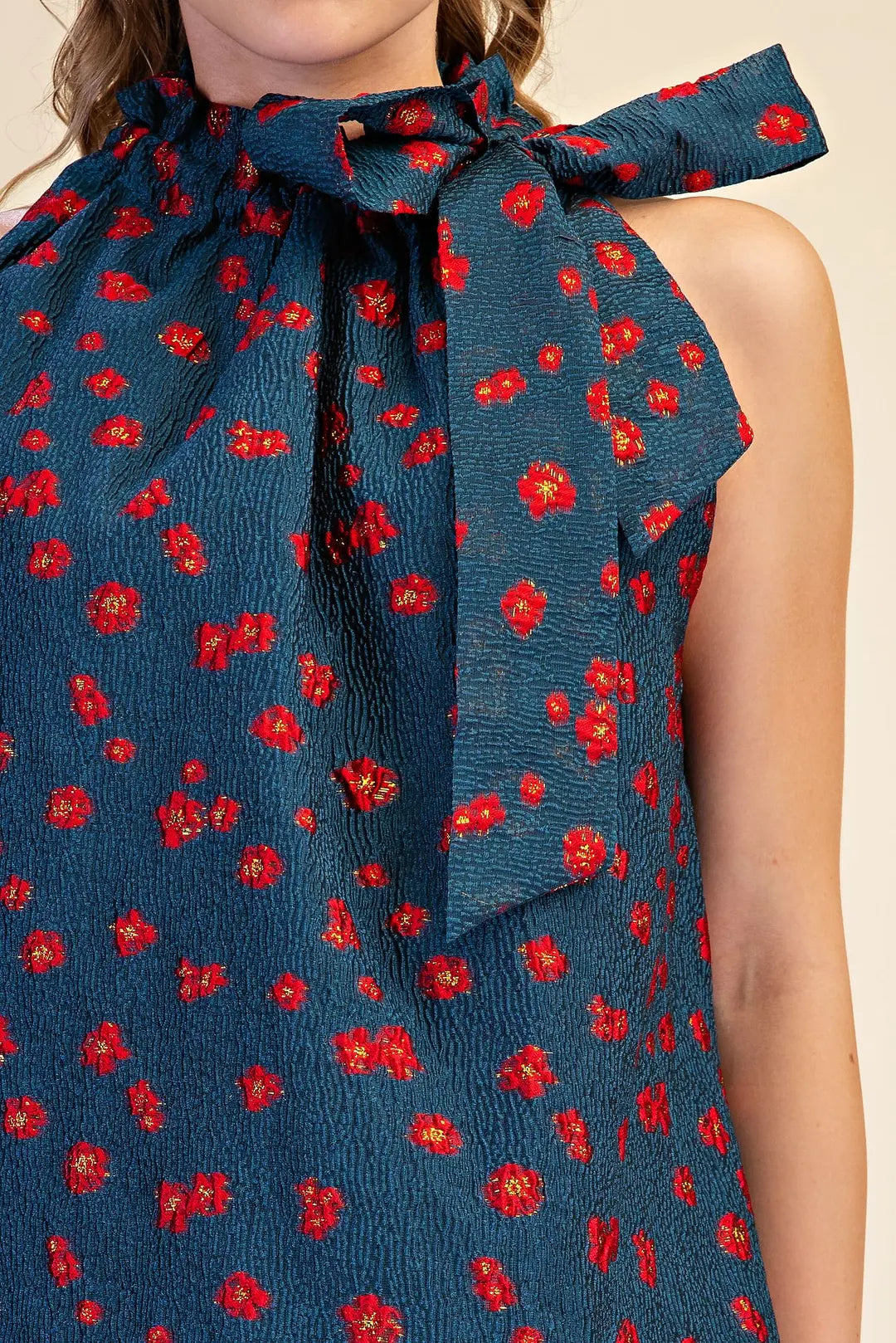 Ruffle Neck Sleeveless Jacquard Top